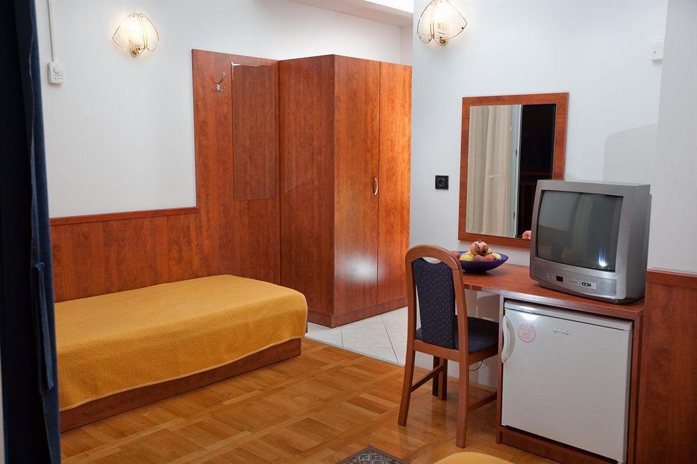 Villa Vinka Tučepi Buitenkant foto