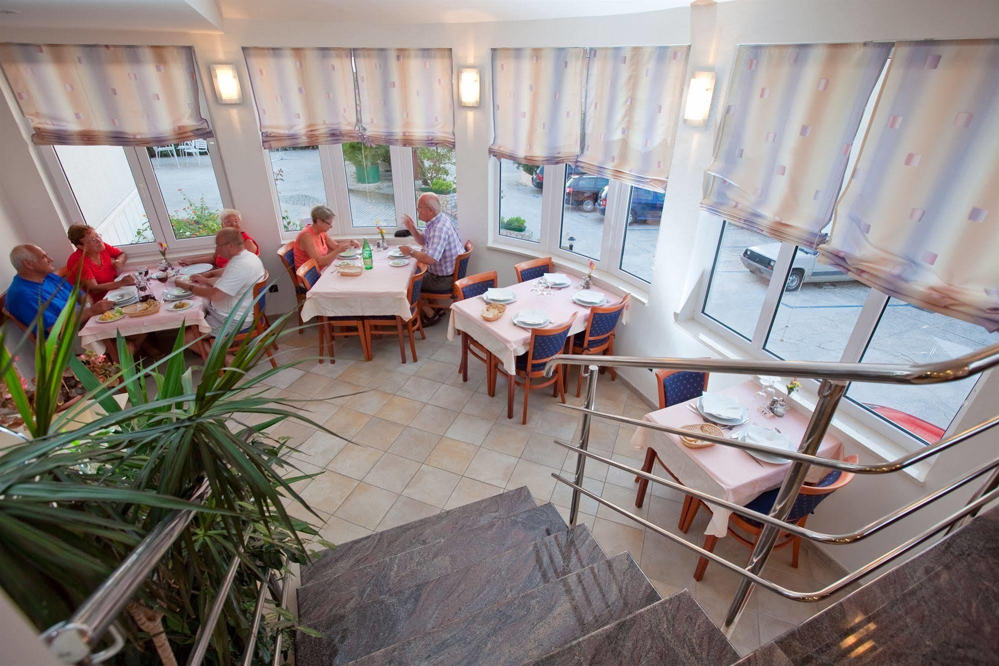 Villa Vinka Tučepi Buitenkant foto